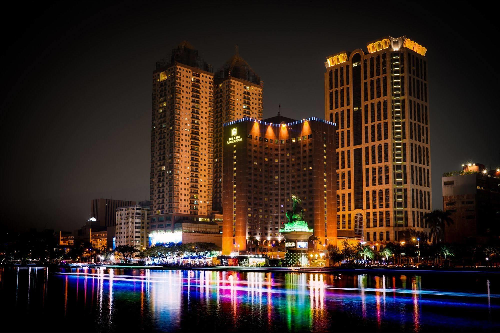 Ambassador Hotel Kaohsiung Exterior photo